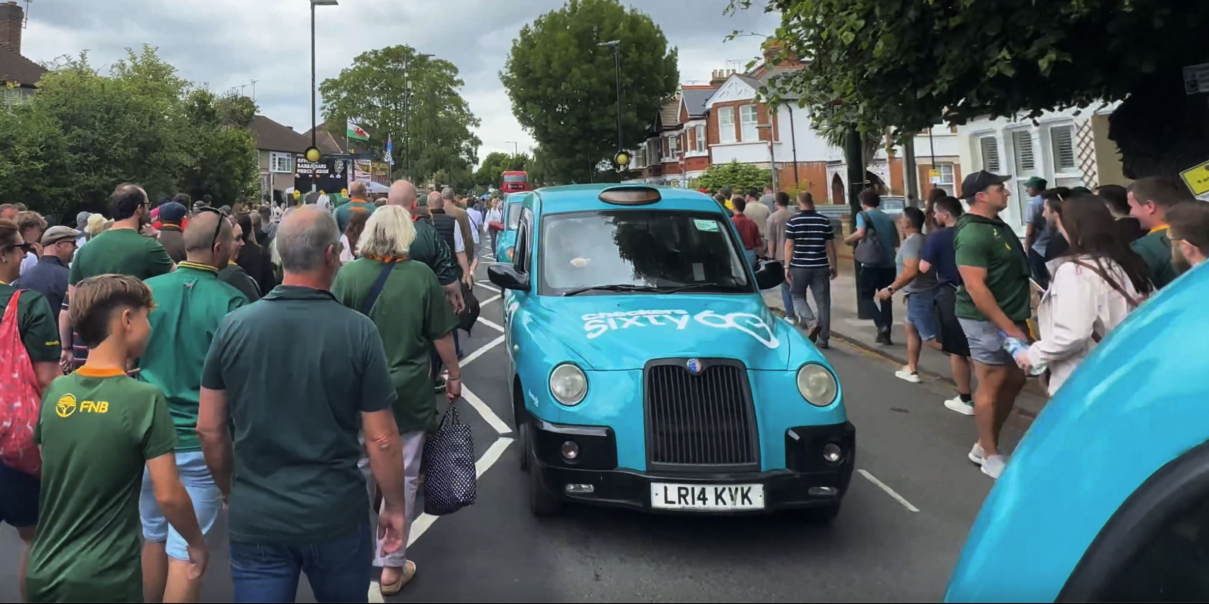 London Taxi advertising for Checkers Sixty 60